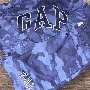 GAP Navy and Light Blue Camo zip up hoodie with shorts